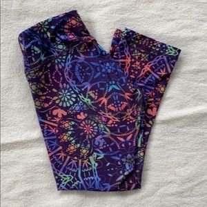 Capri Athletic Leggings Colorful Pattern Sz XS